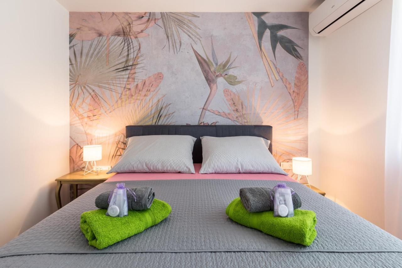 Down Town Apartment Сплит Экстерьер фото