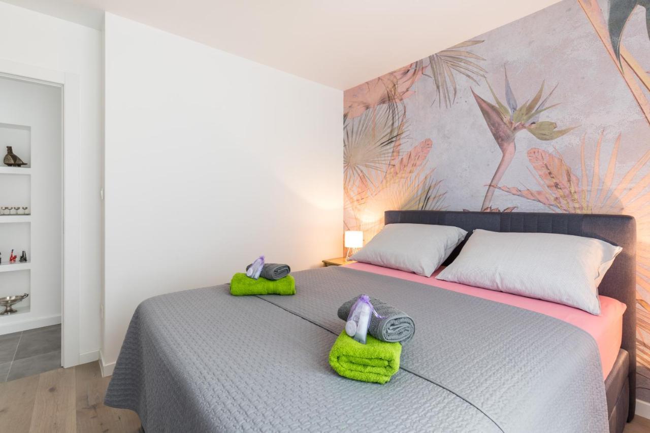 Down Town Apartment Сплит Экстерьер фото