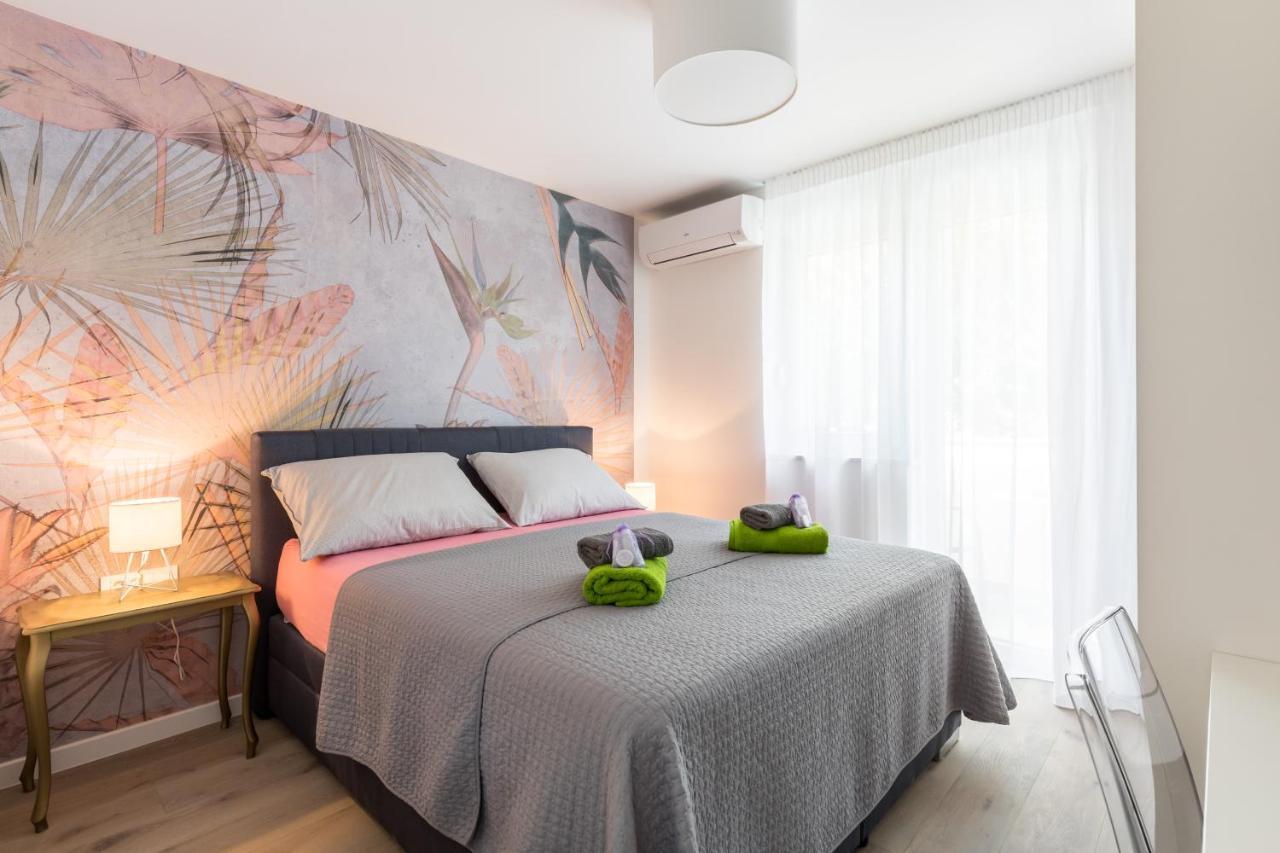 Down Town Apartment Сплит Экстерьер фото