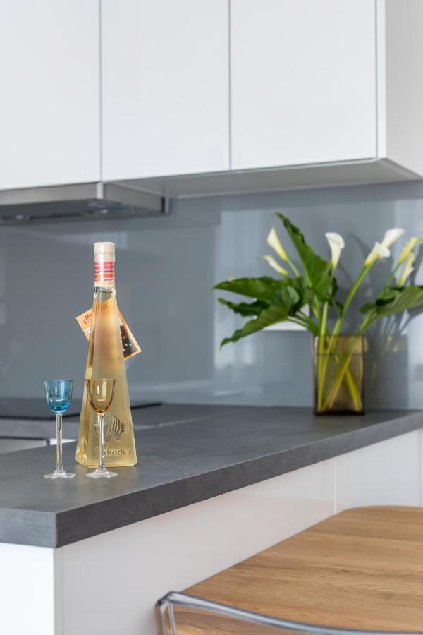 Down Town Apartment Сплит Экстерьер фото