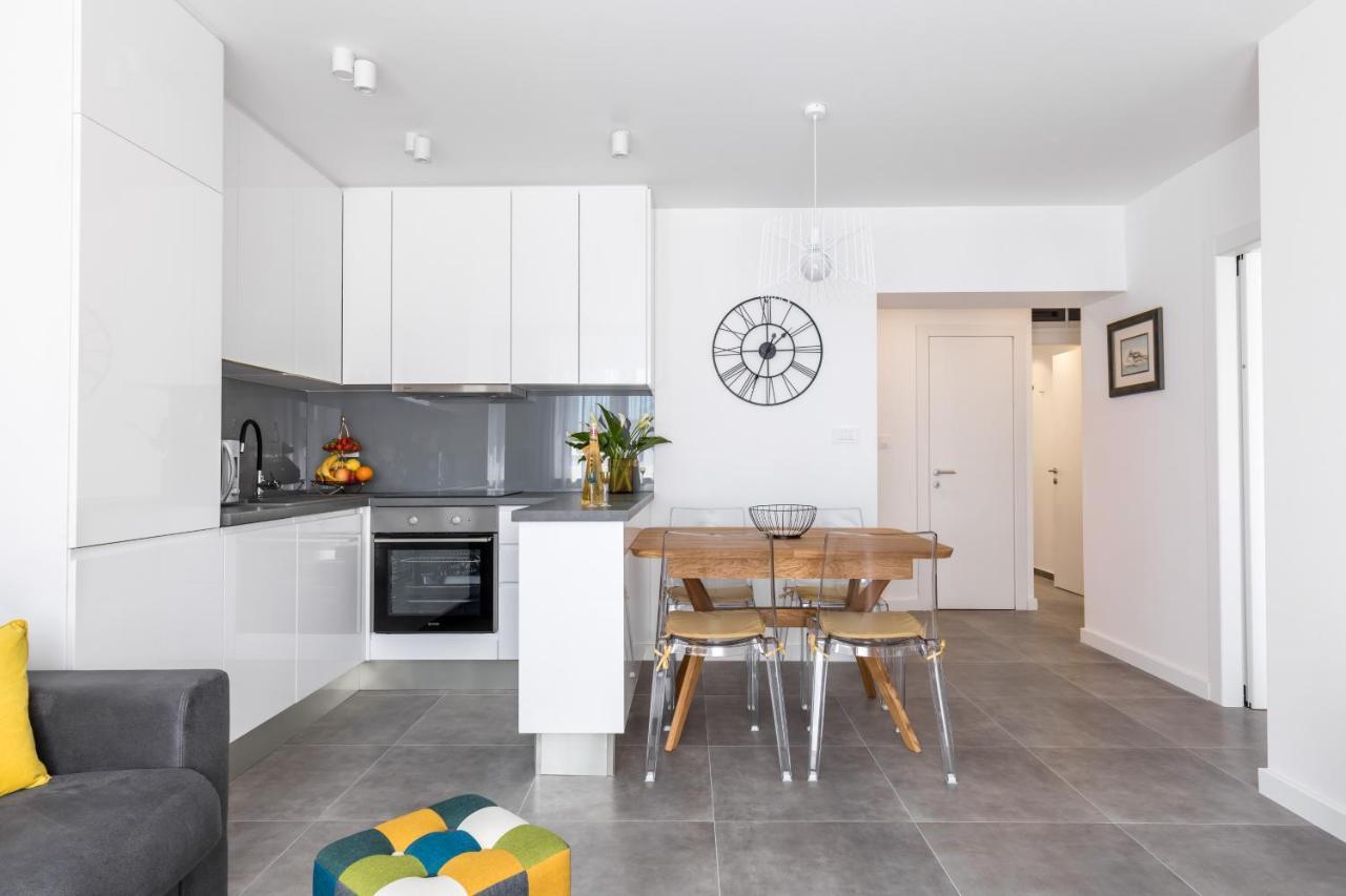 Down Town Apartment Сплит Экстерьер фото